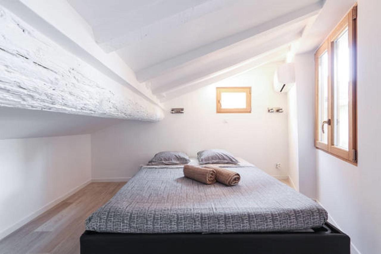 Gilly 4 - Exceptional 2Beds, Sea View, Modern,A/C, Old Town Lejlighed Nice Eksteriør billede