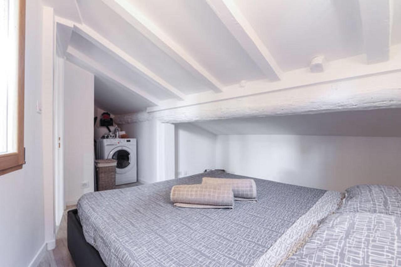 Gilly 4 - Exceptional 2Beds, Sea View, Modern,A/C, Old Town Lejlighed Nice Eksteriør billede